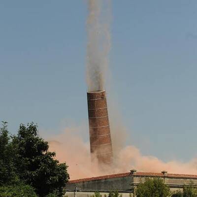 Glanzstoff Sprengung