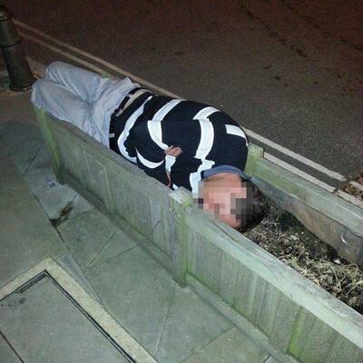 Peinliche Fotos auf Facebook-Seite