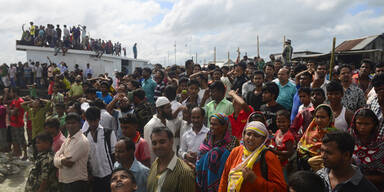 Mehr als 100 Tote nach F&auml;hrungl&uuml;ck?