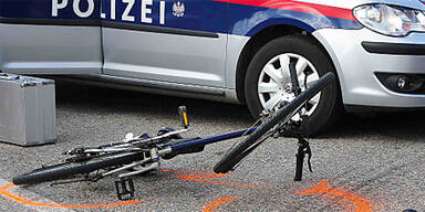 Fahrrad-Speiche trennt Bub den Finger ab