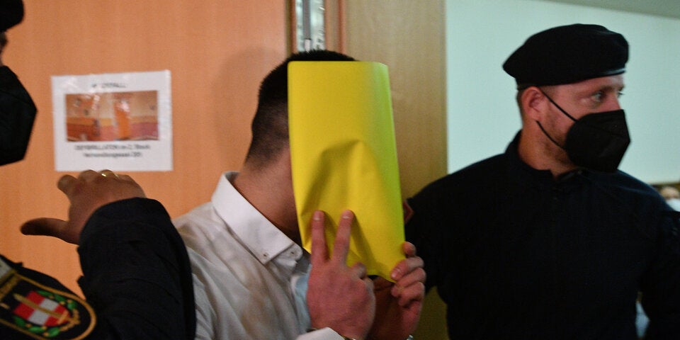 Tag 1 im Leonie-Prozess: Erstes Geständnis zum Auftakt