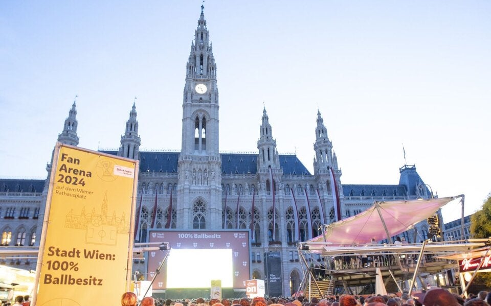 Public Viewing Rathaus Platz