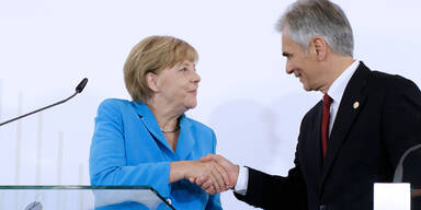 Fl&uuml;chtlings-Drama: Faymann rief Merkel an