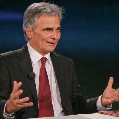  Werner Faymann zu Gast bei Armin Wolf im Gartenhotel Altmansdorf.