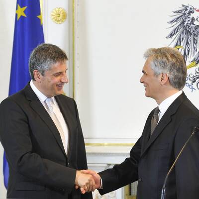 Umfangreiche Umbildung der Regierung