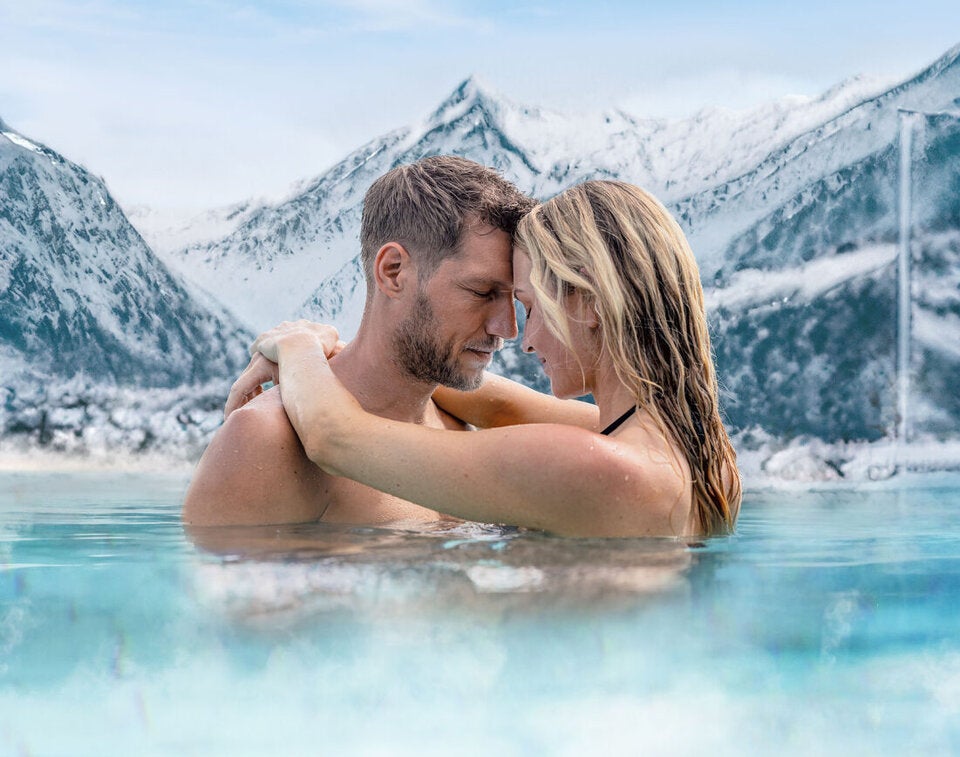 Zweisamkeit vor atemberaubender Kulisse.