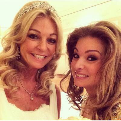 Mutter und Tochter oder Schwestern?