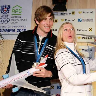 Snowboard-Partynacht im Österreich-Haus