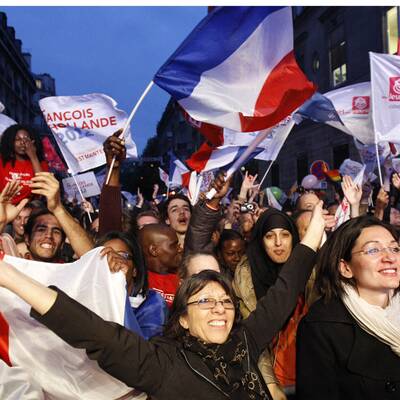  Die Schlacht ist geschlagen, Sarkozy ist gestürzt. Neuer Präsident Frankreichs ist Francois Hollande.