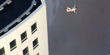 felix_baumgartner_sprung_malmoe_schweden