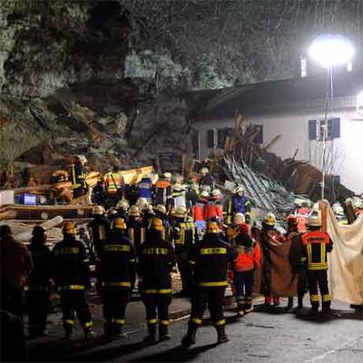 Felssturz zerstört Einfamilienhaus