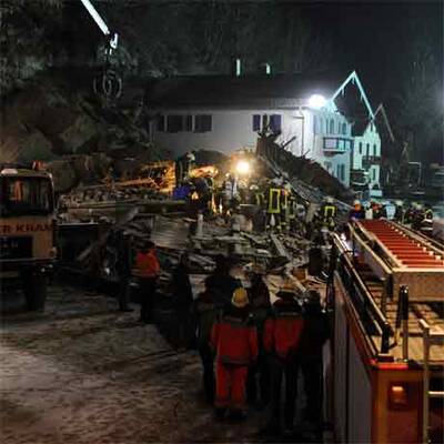 Felssturz zerstört Einfamilienhaus