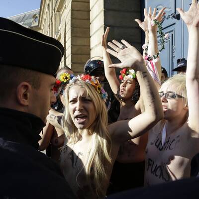 Femen machen Frankreich unsicher