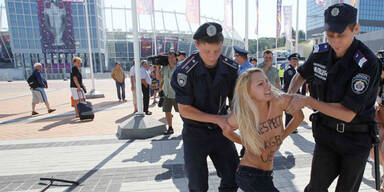 Nackt-Aktivistinnen in Kiew festgenommen 