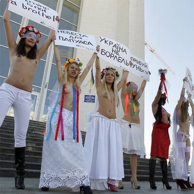 Nackter Protest gegen Heiratsshow