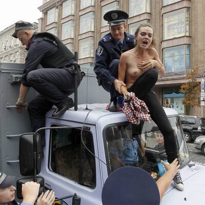 Heißer Protest gegen die Regierung