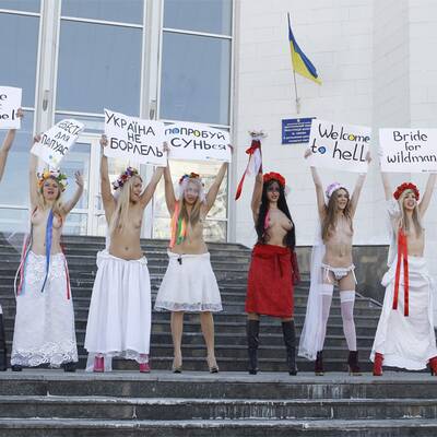 Nackter Protest gegen Heiratsshow