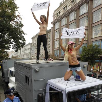 Heißer Protest gegen die Regierung