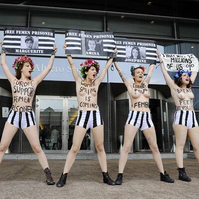 Nackt-Proteste in Brüssel