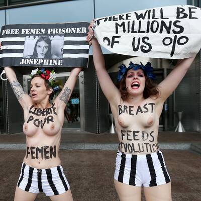 Nackt-Proteste in Brüssel