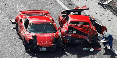 Massencrash mit elf Luxusautos 