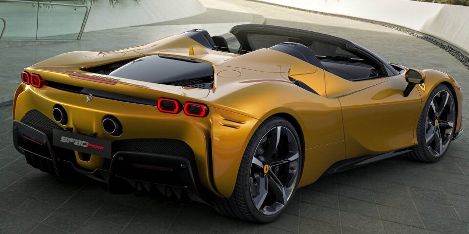 Erster 1.000-PS-Ferrari jetzt auch ohne Dach