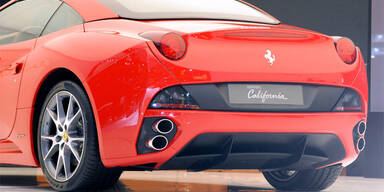 Ferrari California mit Revolution unter der Haube