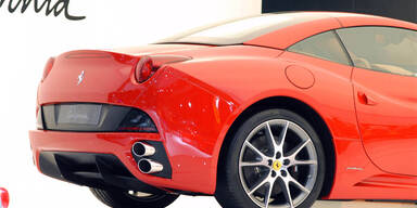 Ferrari California mit Revolution unter der Haube