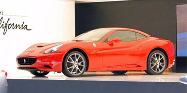 Ferrari California mit Revolution unter der Haube