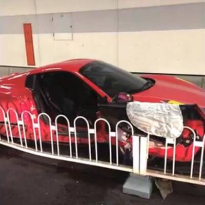 Crash mit Supersportwagen