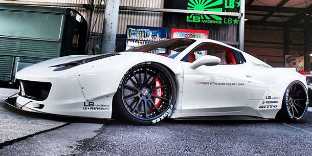 Mega-Bodykit für den F458 Spider