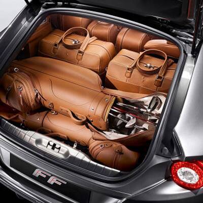 Allrad-Ferrari für 4