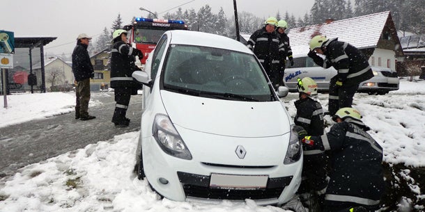 Schnee-Chaos geht weiter: 200 Schüler gerettet