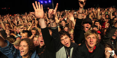 Festival-Besucher mit Wasserbombe verletzt