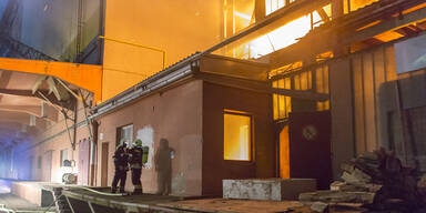 Hafen in Krems stand in Flammen