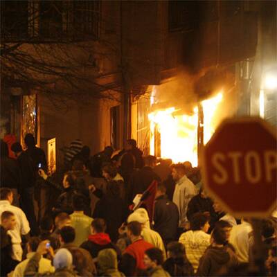 Wütende Menschenmenge