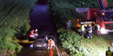 Verfolgungsjagd mit Polizei endet im Flussbett