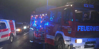 Frau stürzte mit Pkw 30 Meter in den Tod