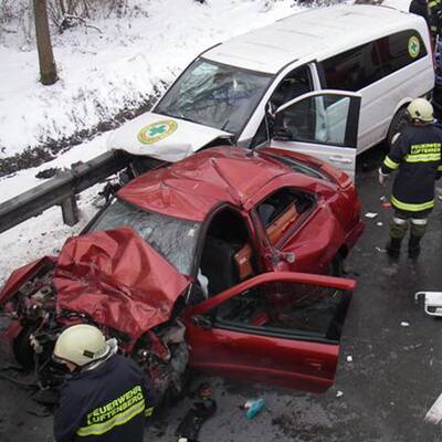 Tödlicher Crash mit Rettungswagen