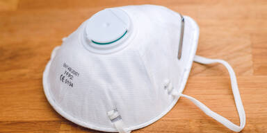 Gratis FFP2-Masken f&uuml;r alle &uuml;ber 65 | 10 St&uuml;ck mit der Post