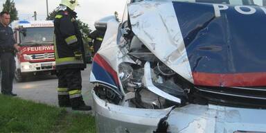 Polizei-Auto von Bub (17) gecrasht