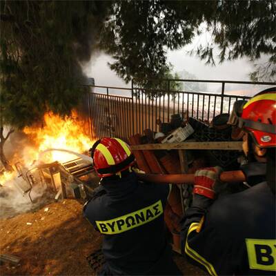 Waldbrand bedroht Athen