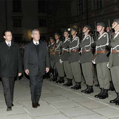 Großer Zapfenstreich zu Fischers 70. Geburtstag
