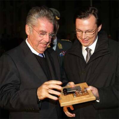 Großer Zapfenstreich zu Fischers 70. Geburtstag