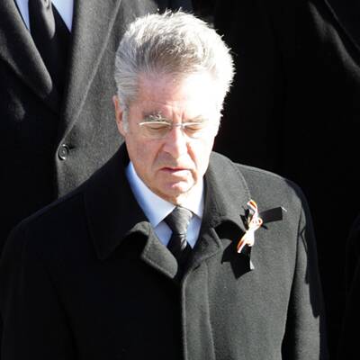 Politik und Prominenz trauern um Haider