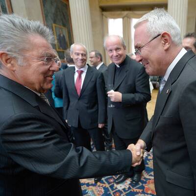 Gratulationen zu Fischers 75. Geburtstag 