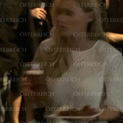 Nach dem Konzert ging es zum Promi-Würstelstand im 1. Bezirk