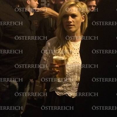 Nach dem Konzert ging es zum Promi-Würstelstand im 1. Bezirk