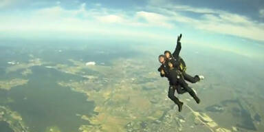 Heinz Fischer wagte Fallschirmsprung