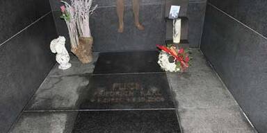 Flick-Sarg wird zum Polizei-Skandal